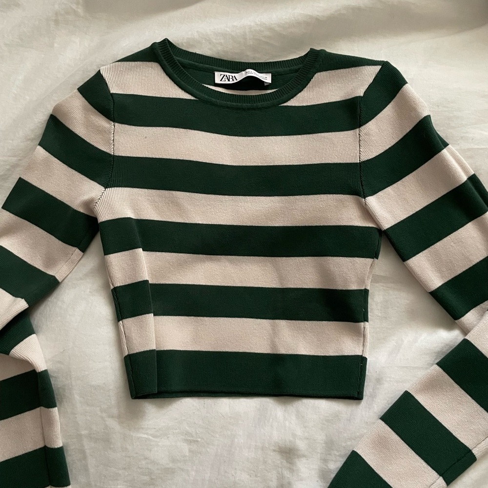 Zara Green and Cream Striped Crew Neck Sweater